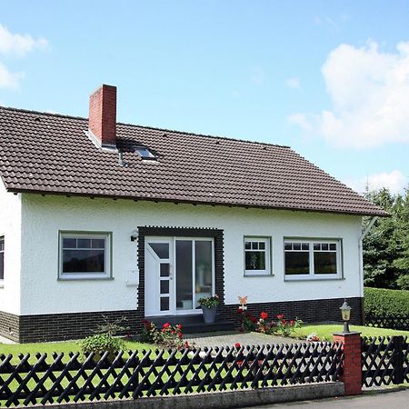 A Detached Holiday Home In A Highly Scenic Area Trierscheid Eksteriør billede