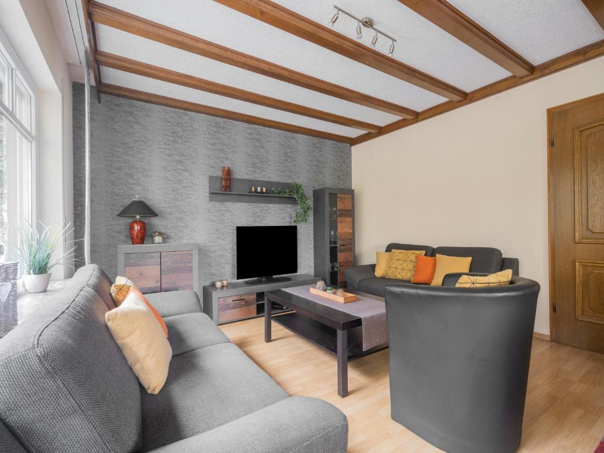 A Detached Holiday Home In A Highly Scenic Area Trierscheid Eksteriør billede