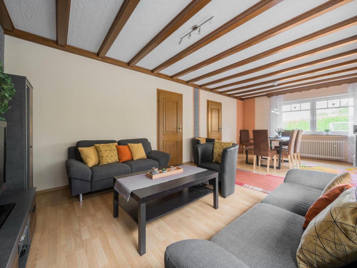 A Detached Holiday Home In A Highly Scenic Area Trierscheid Eksteriør billede