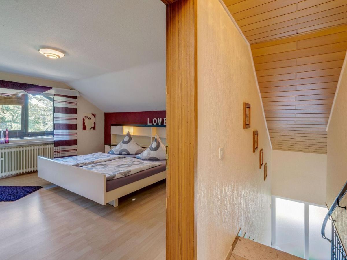A Detached Holiday Home In A Highly Scenic Area Trierscheid Eksteriør billede
